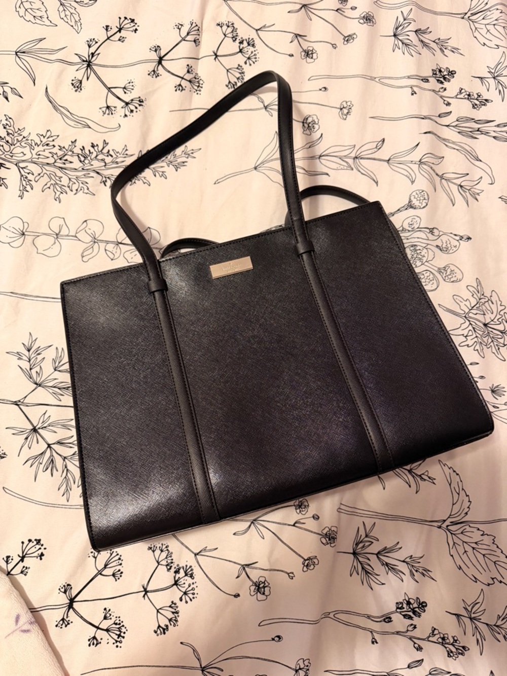 kate spade black leather structured tote with gold logo - Picture 2 of 4